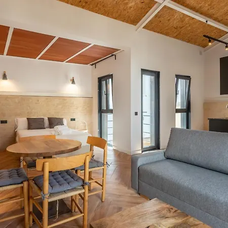 Santa Clara Apartment
